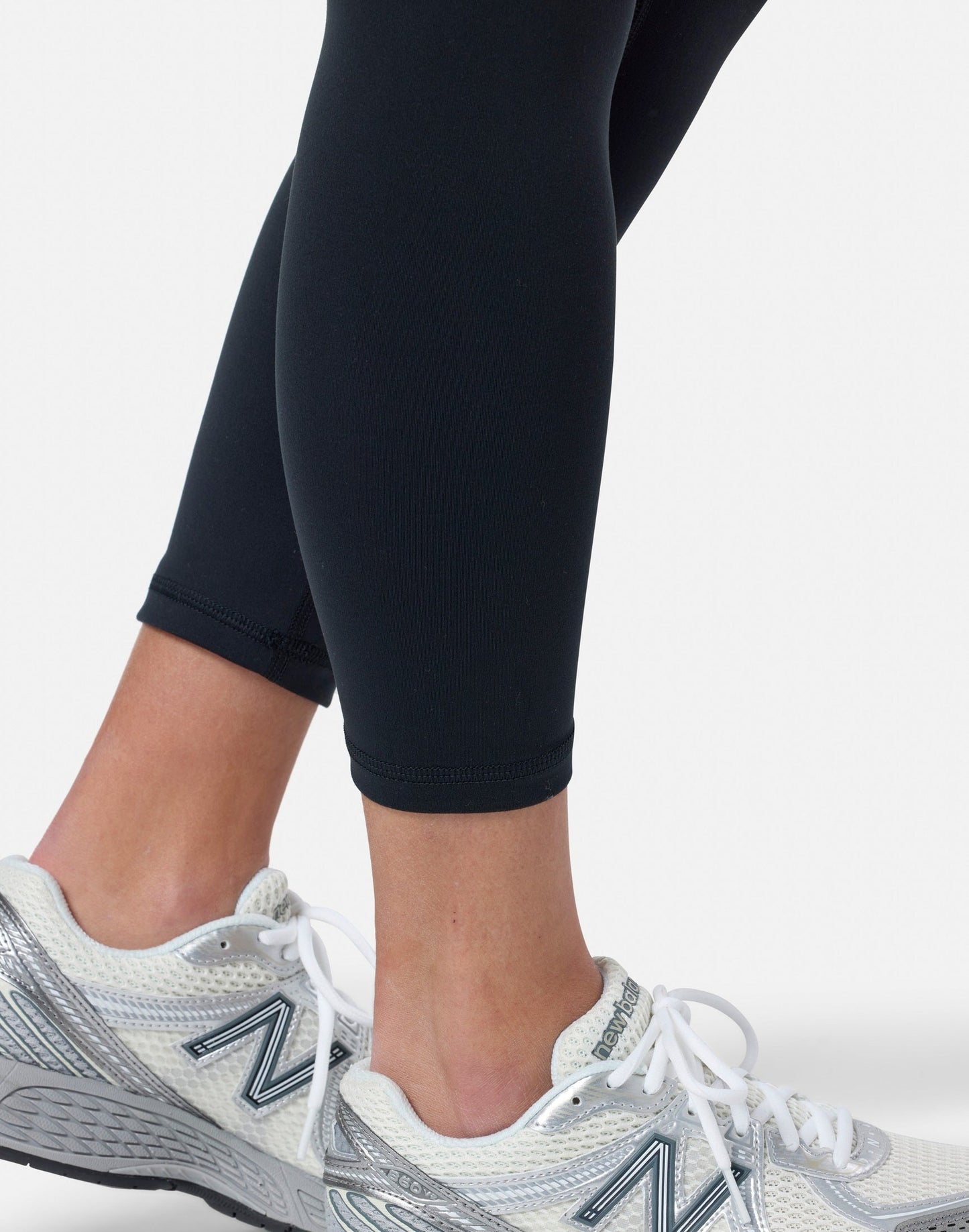 Gym+Coffee Soft Motion Ladies 7/8 Legging - Bog Dog Running