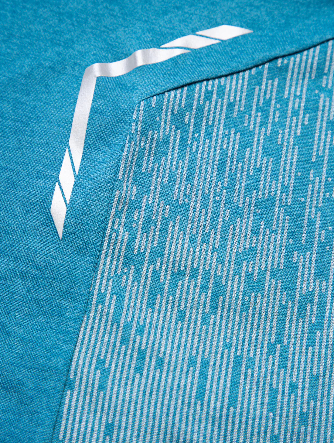 Ronhill Tech Reflect Long Sleeve Mens Tee - Bog Dog Running