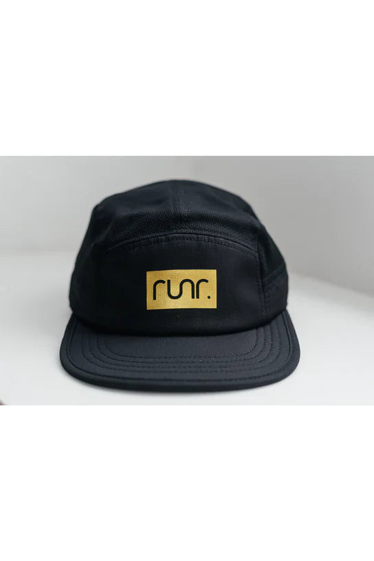 Runr Unisex Running Hats - Bog Dog Running