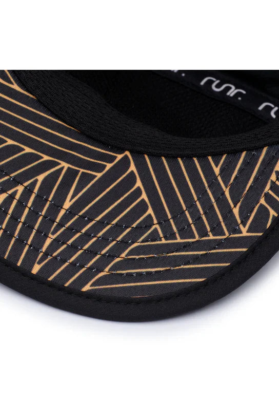 Runr Unisex Running Hats - Bog Dog Running