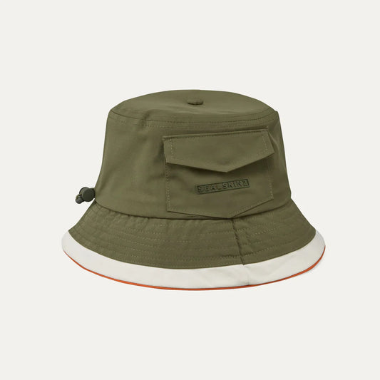Sealskinz Seething Bucket Hat - Bog Dog Running