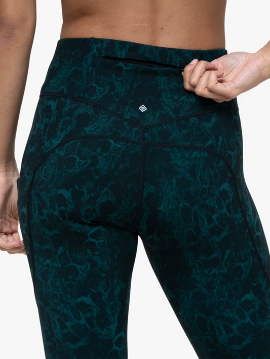 Ronhill Women's Tech Crop Tight - Bog Dog Running