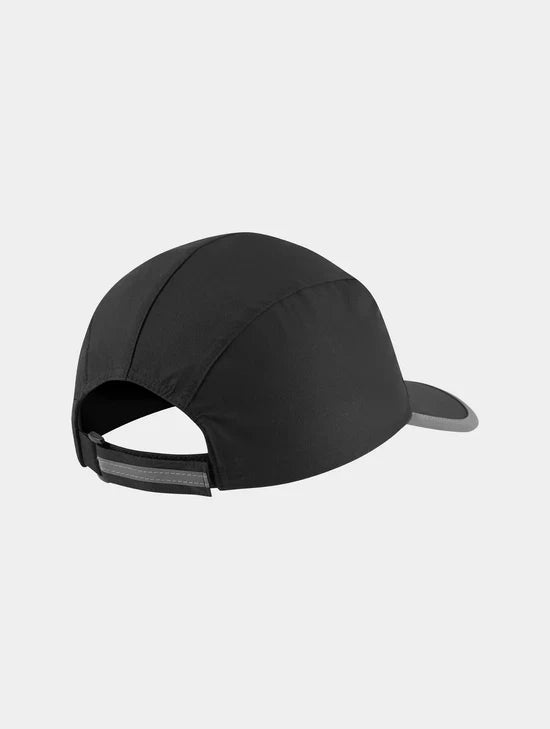 Ronhill Storm Cap - Bog Dog Running