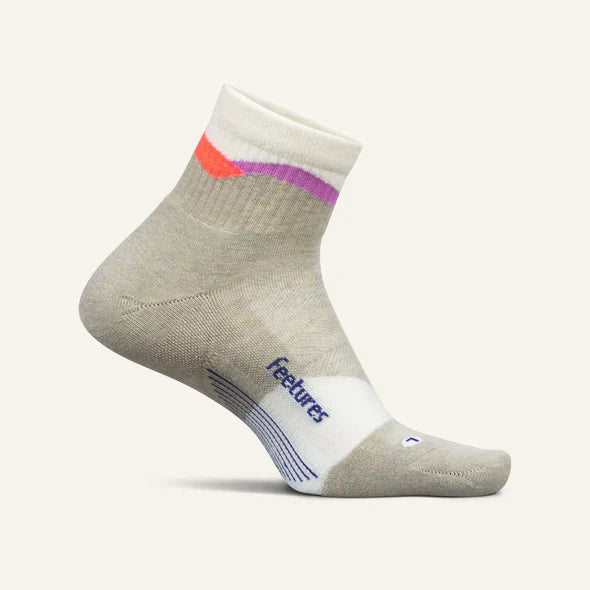 Feetures Trail Max Cushion Quarter Socks - Bog Dog Running