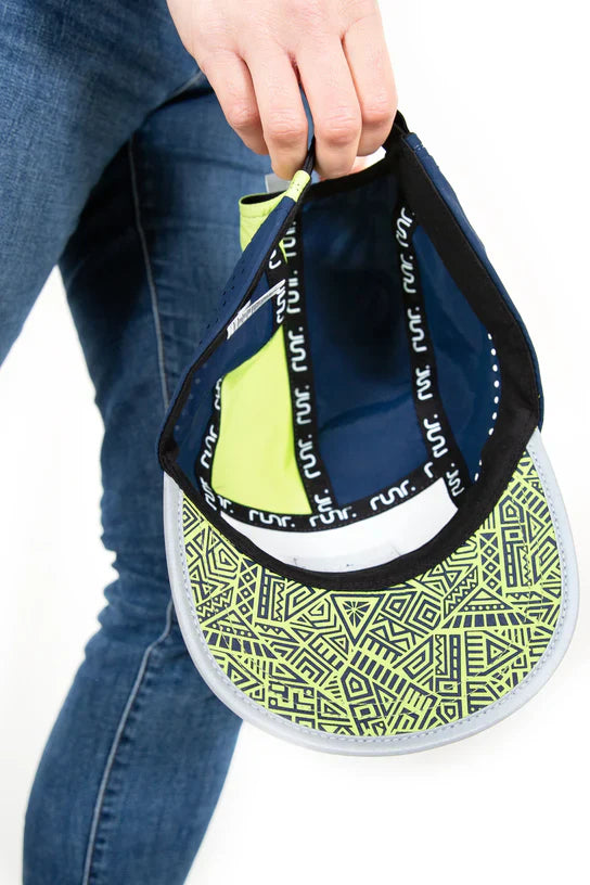 Runr Unisex Running Hats - Bog Dog Running