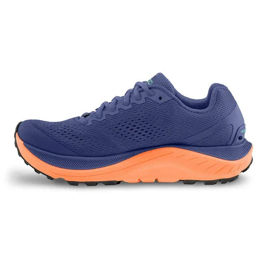 Topo Women's Ultraventure 3 Shoe Bog Dog Running